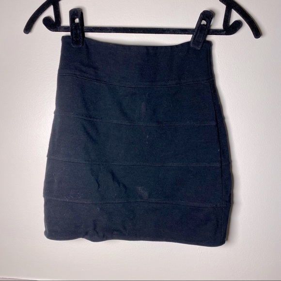Black Bandage Skirt - Picture 1 of 3